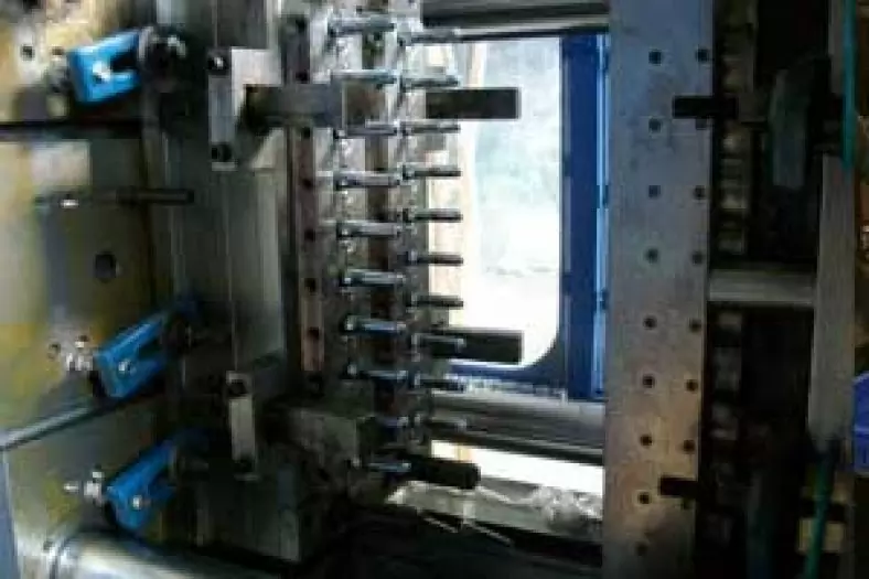 Plastic-Injection-001-788x525